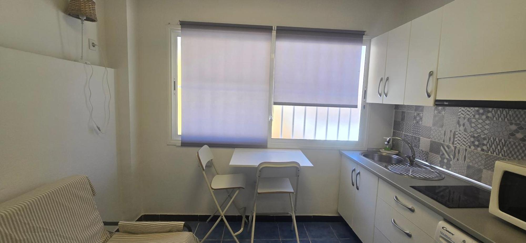 Albergue Cristina Habitaciones Con Bano Privado Y Mini Cocina Corralejo Exterior photo